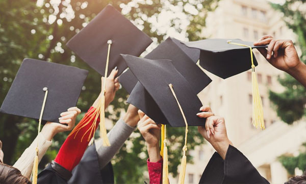同等学力在职研究生是最常见的在职研究生报考方式之一 - 南海国际学分银行