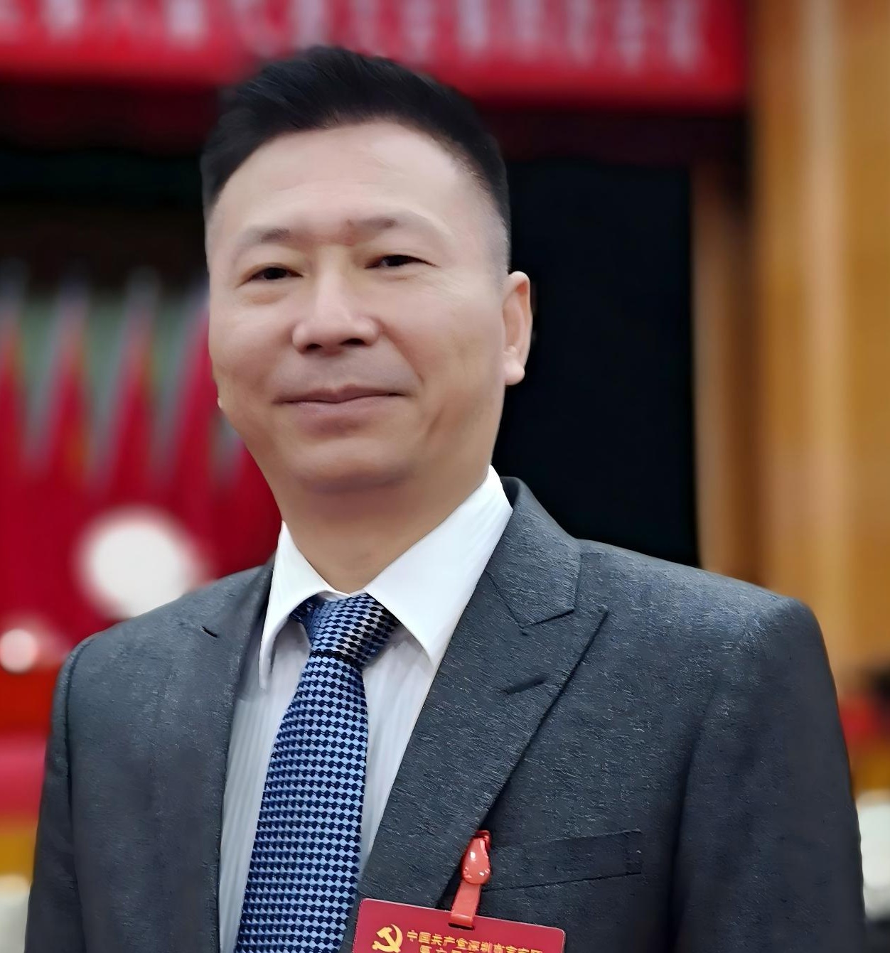 傅同学-https://img.nhiedu.cn/uploads/images/20260503/nh21004451.jpeg
